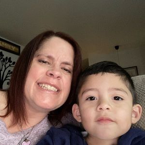 Meet your Posher, Debbie